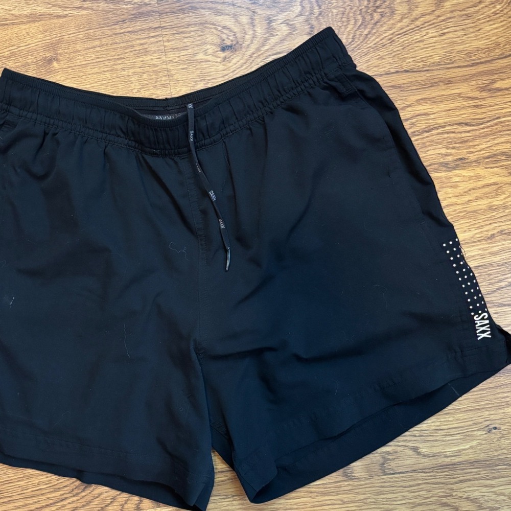 SAXX Mens Kinetic Sport Athletic Shorts Black Size M Running Training 5 Inseam
